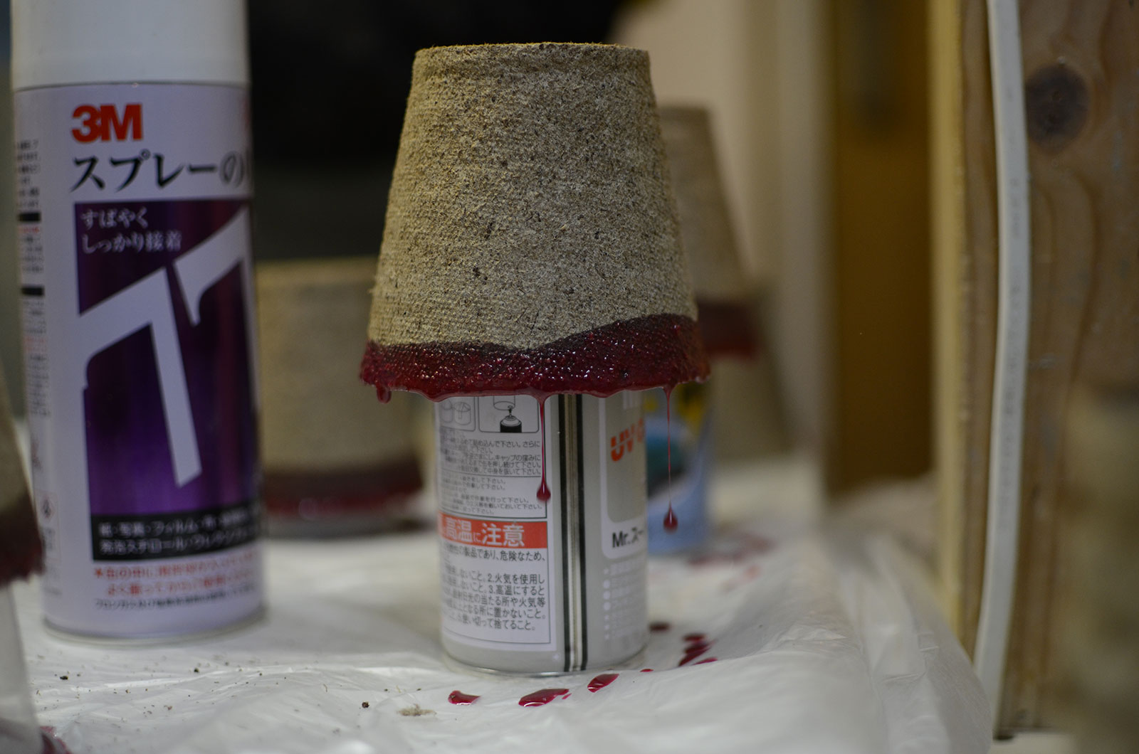 雫が垂れて固まる