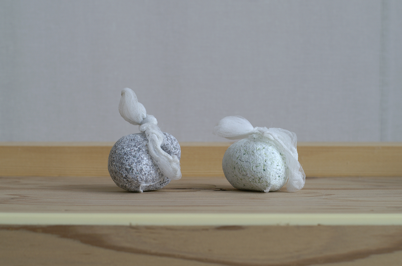 Cotton dried up in nets.